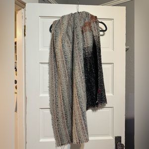 Earth-tone multicolored scarf